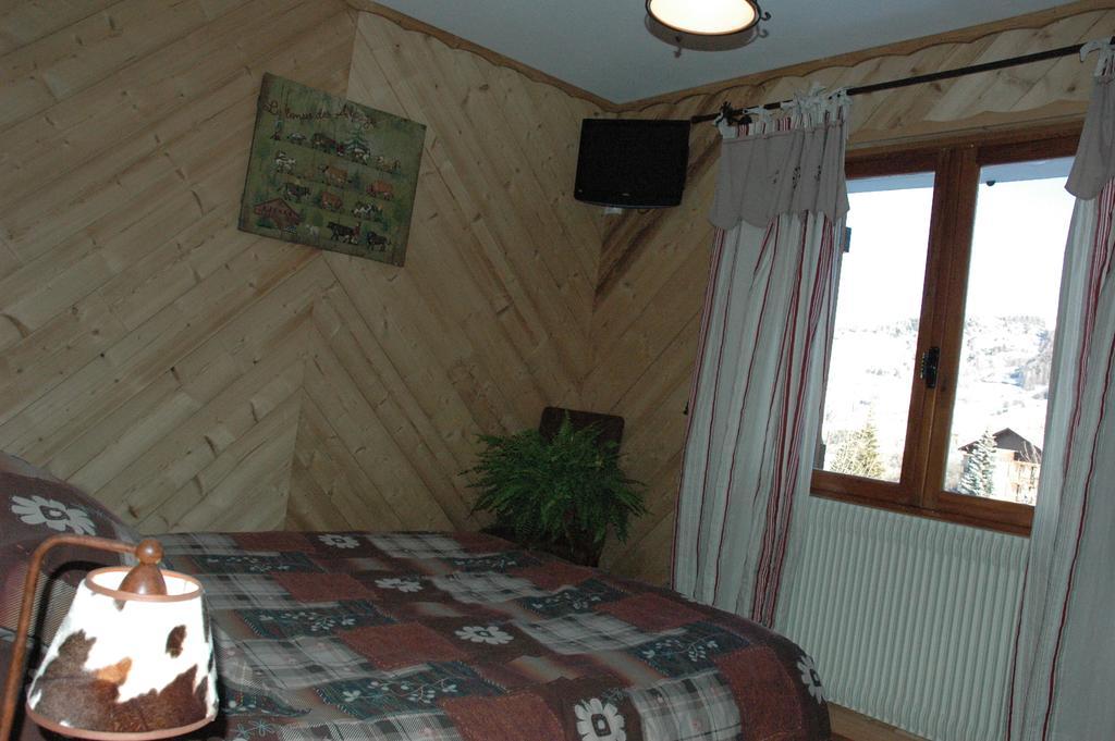 B&B Chalet La Providence Le Sauze Ruang foto