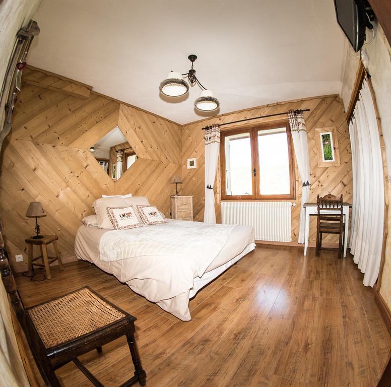 B&B Chalet La Providence Le Sauze Ruang foto