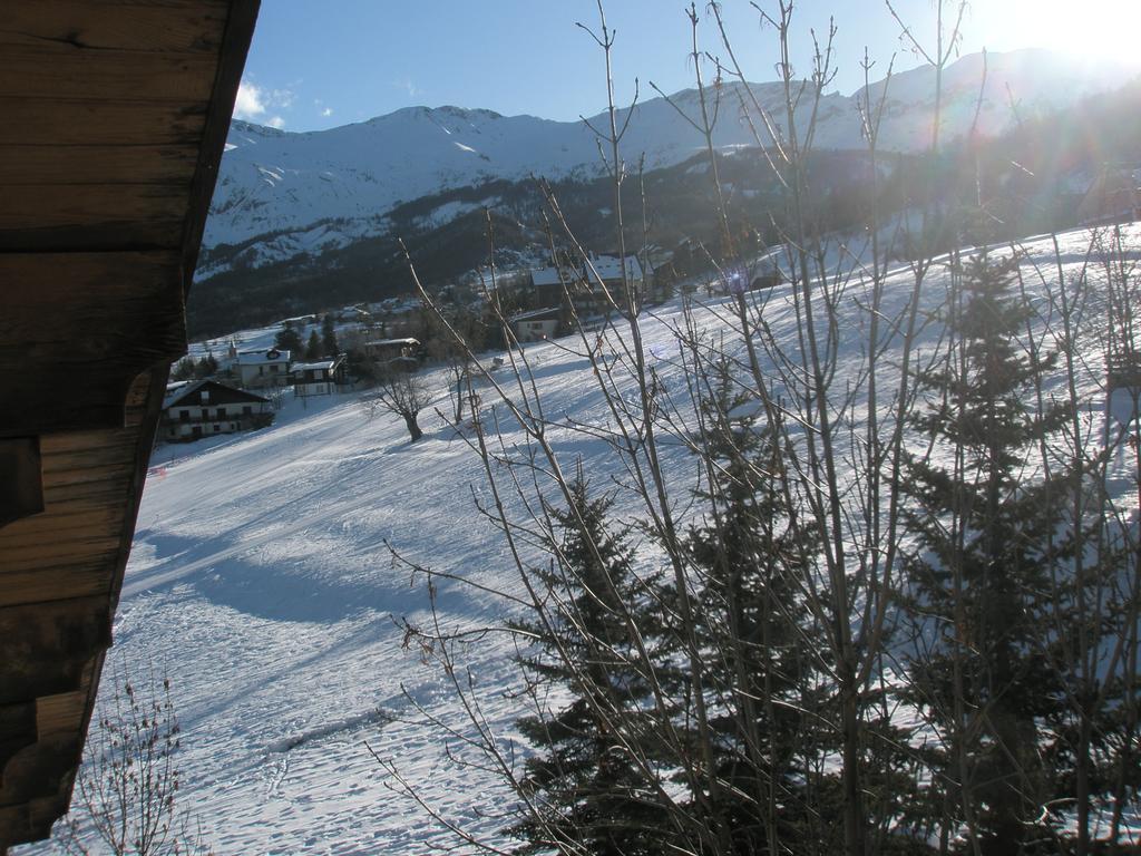 B&B Chalet La Providence Le Sauze Ruang foto